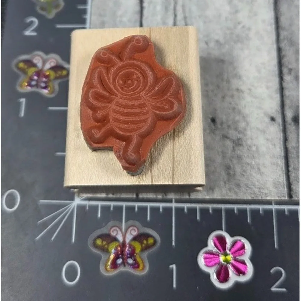 Stampin' Up! Bumble Bee Happy Dancing Rubber Stamp Wood #E119